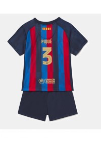 Barcelona Gerard Pique #3 Babyklær Hjemme Fotballdrakt til barn 2022-23 Korte ermer (+ Korte bukser)